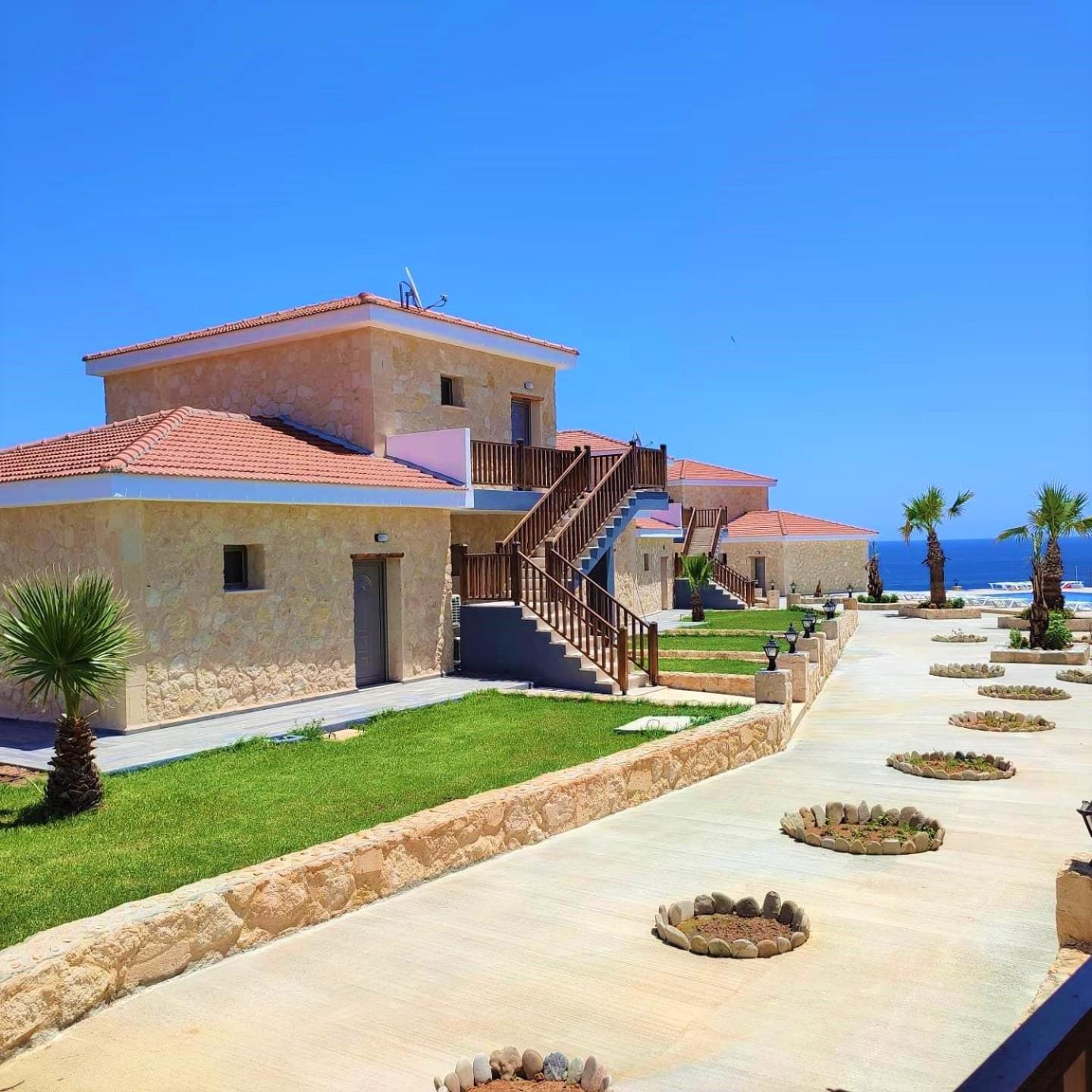 Tekos Golden Hill Hotel & Restaurant At Karpaz Agios Sergios 外观 照片